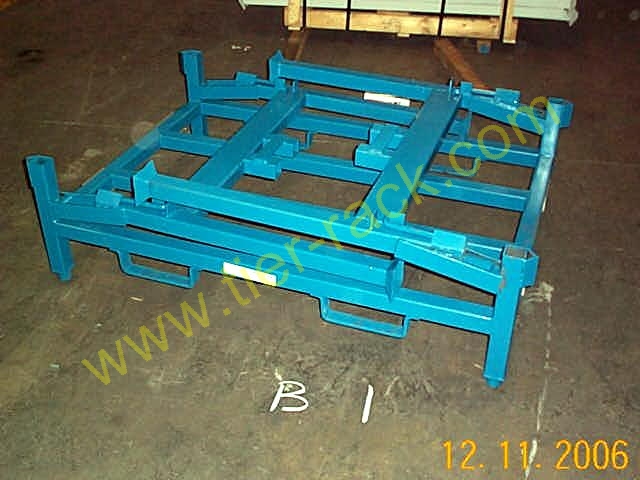 folding stack racks